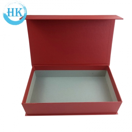 Czerwony matowy papier składany pudełko z magnetycznym zamknięciem 
